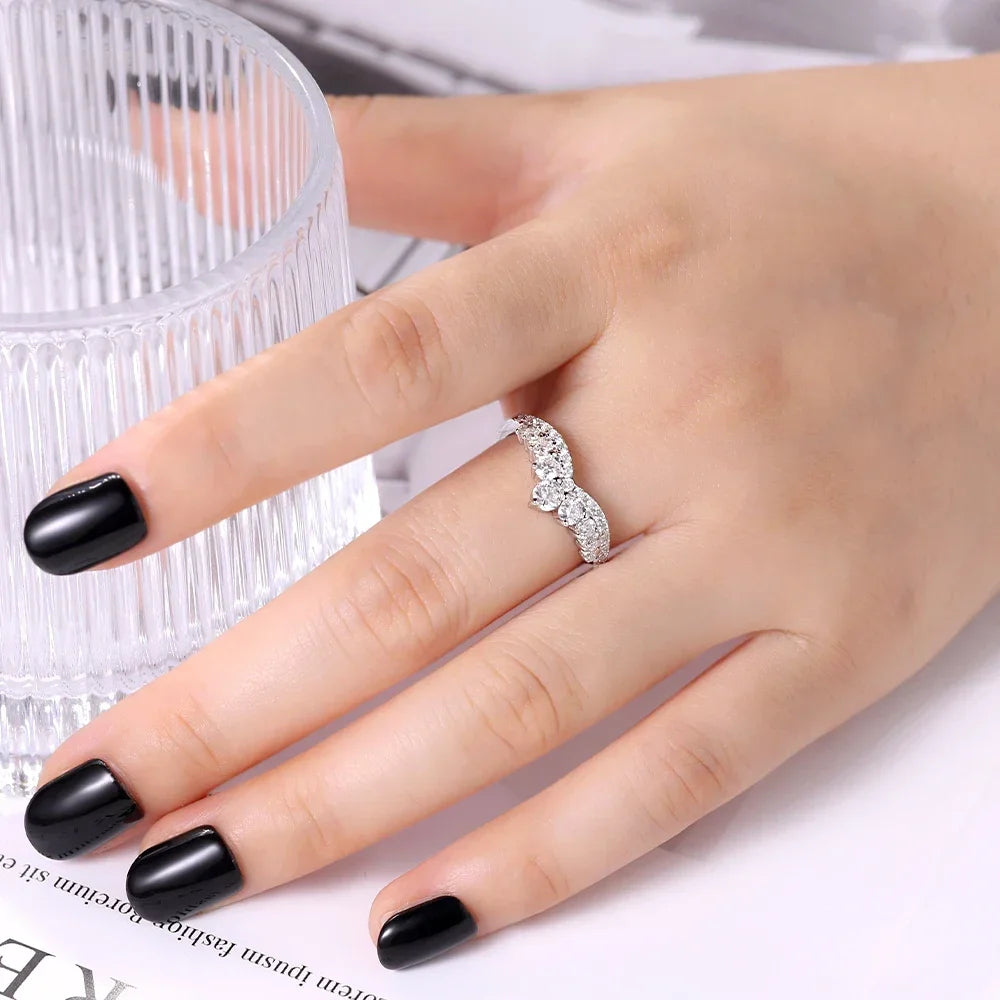 LinkerLove S925 Sterling Silver Rings D Color Moissanite Crown Wedding Bands Anniversary Gift Classic Trendy Engagement Jewelry